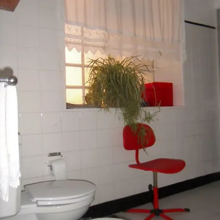 Casa S. Martinho Quarto em Acomodações Particulares *